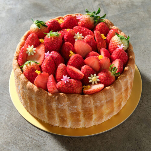 Mother's day Charlotte - Strawberry Yogurt Cake
